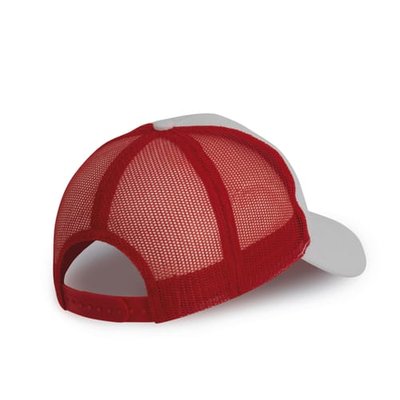 Gorra con rejilla y ajuste plástico