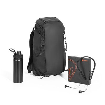 Kit aventura con mochila botella y auriculares