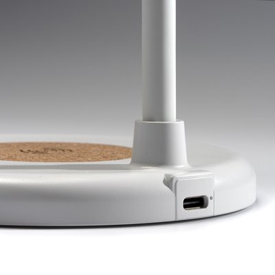 Lámpara con cargador inalámbrico y altavoz Bluetooth