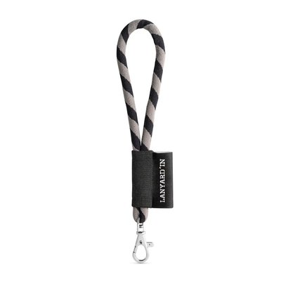 Lanyard corto con mosquetón