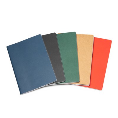 Libreta A5 con tapas recicladas y 60 hojas a rayas