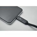 Llavero con cable de carga tipo C