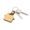 Llavero de madera casa