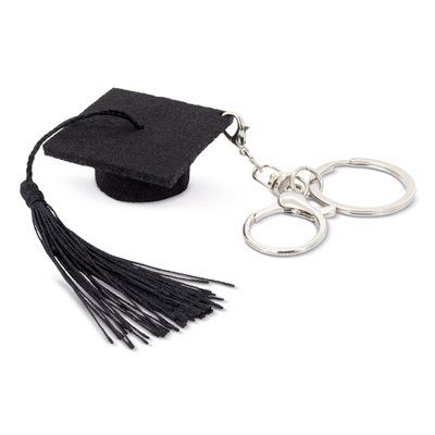 Llavero con birrete de graduación
