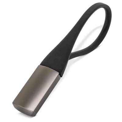 Llavero metálico con cinta de silicona