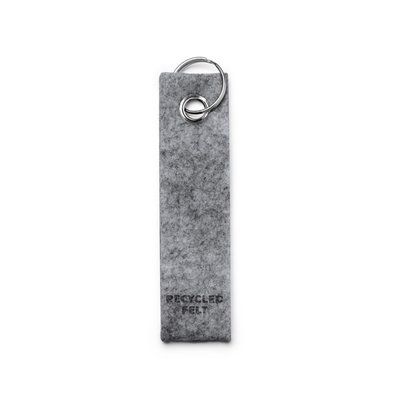 Llavero rectangular de fieltro reciclado Gris