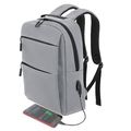 Mochila multicompartimentada y USB