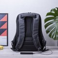 Mochila antirrobo repelente de agua para portátil 15' con salida USB