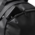 Mochila con detalles reflectantes