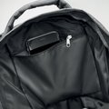 Mochila con revestimiento de colores y cordón decorativo