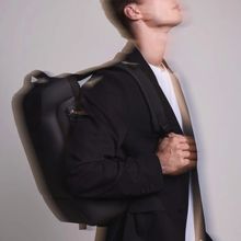 Mochila Viaje Semirígida Segura con TSA y USB Black