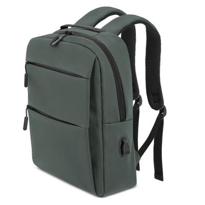 Mochila multicompartimentada y USB