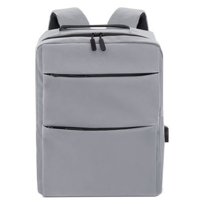 Mochila multicompartimentada y USB