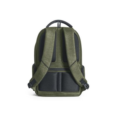 Mochila impermeable 17" y Puerto USB