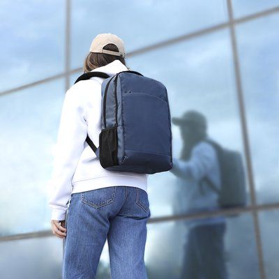 Mochila con bolsillo para portátil 15"