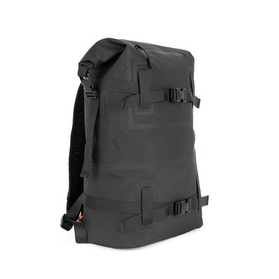 Mochila impermeable con correas de compresión