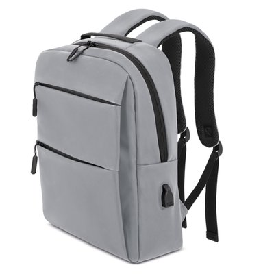Mochila multicompartimentada y USB