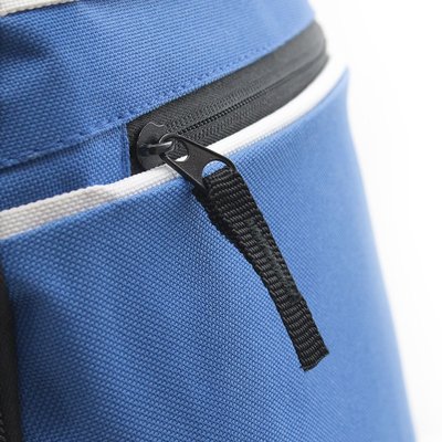 Mochila en poliéster con compartimento independiente para el calzado