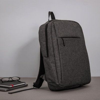 Mochila RPET Acolchada Salida de Auriculares