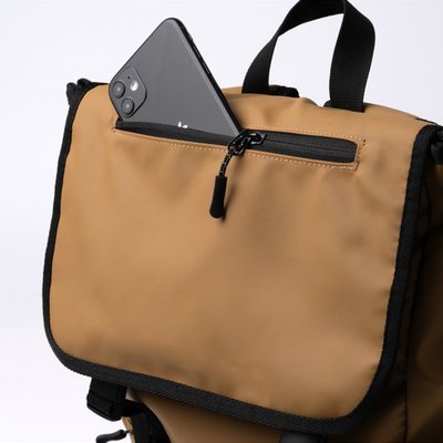 Mochila con solapa de PU Leather