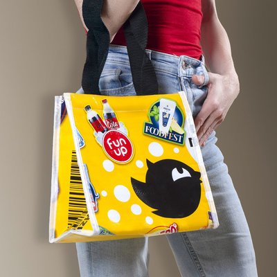 Nevera personalizada con asa y velcro