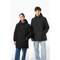 Parka con capucha y tejido hidrófugo