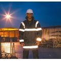 Parka impermeable con bandas de seguridad
