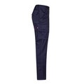 Pantalón multibolsillos elástico y ajustado