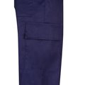 Pantalón multibolsillos de sarga