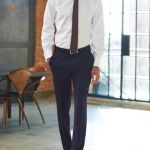 Pantalón hombre corte slim