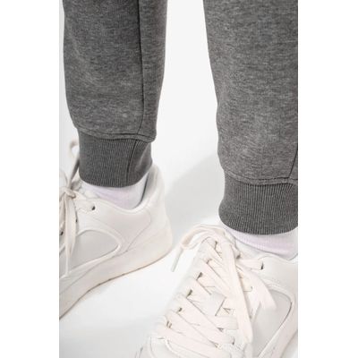 Pantalón chandal con bolsillos para niños