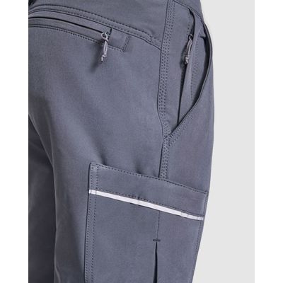Pantalón laboral multibolsillos