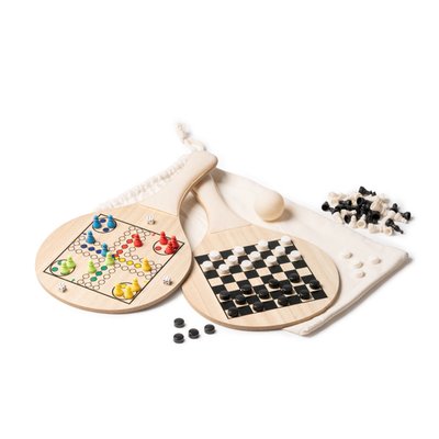 Palas de playa de madera con multijuegos