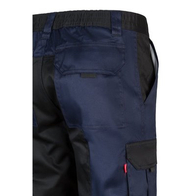 Pantalón multibolsillos corte Slim Fit