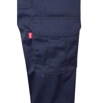 Pantalón multibolsillos elástico y ajustado