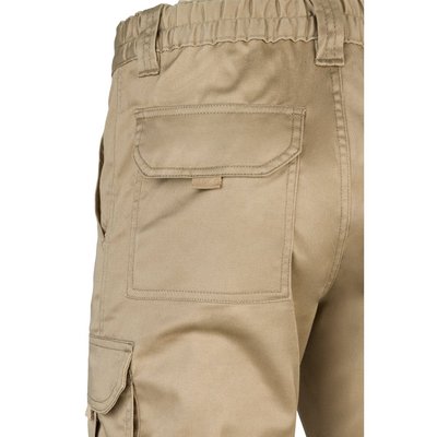 Pantalón multibolsillos elástico y ajustado