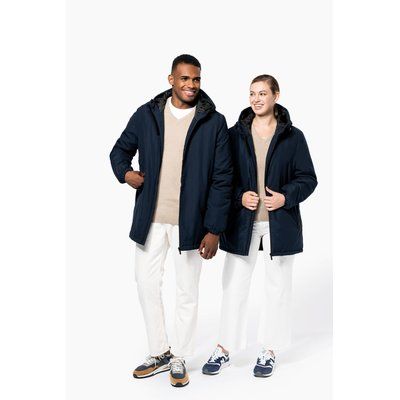 Parka con capucha y tejido hidrófugo