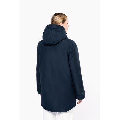Parka con capucha y tejido hidrófugo