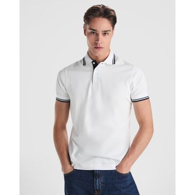 Polo Manga Corta detalles en contraste