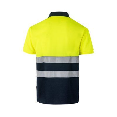 Polo con bandas reflectantes