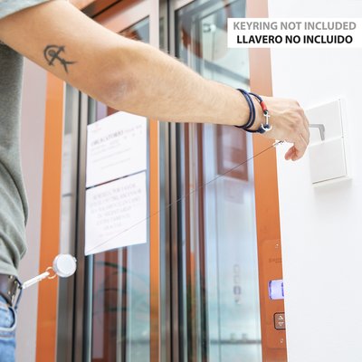 Portallavero higiénico tipo badge extensible