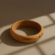 Producto Pulsera Elegante de Madera Acacia