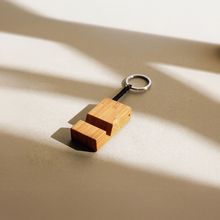 Producto Soporte Móvil de Bambú