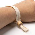 Pulsera de algodón con cierre seguro