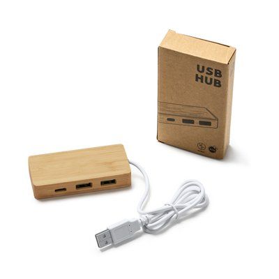 Puerto con dos salidas USB y una Tipo C