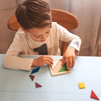 Puzzle de madera natural con 7 piezas