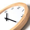 Reloj de pared vintage de bambú