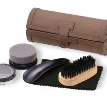 Set limpia calzado 5 piezas en elegante estuche cilíndrico Marrón