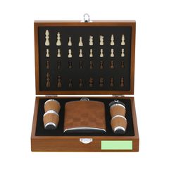 Set con Petaca Vasitos y Tablero Ajedrez | Area 1 | 70 x 20