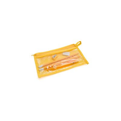 Set de 7 piezas en estuche con cuerpo en non-woven